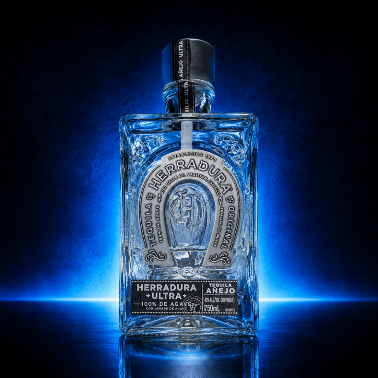 Herradura Ultra Añejo bottle