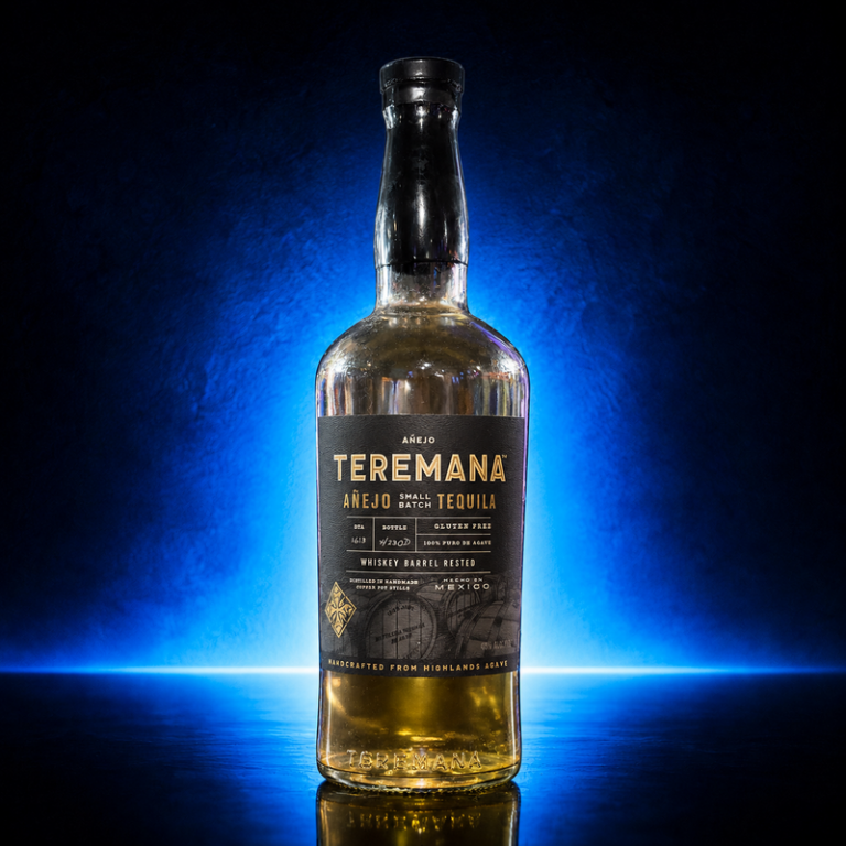 Teremana Añejo bottle